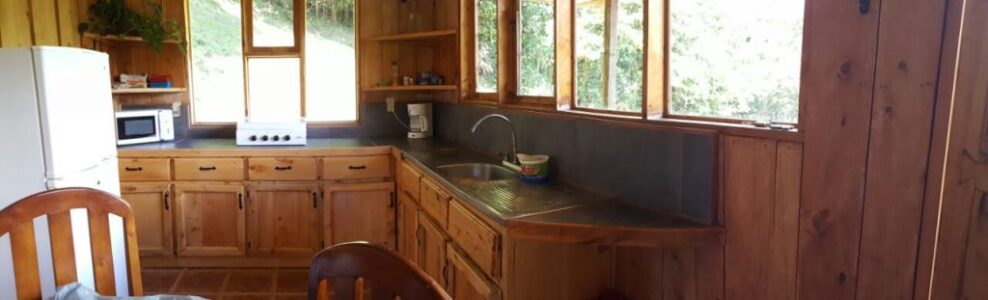 Farm Cottage cocina cabana 1024x311